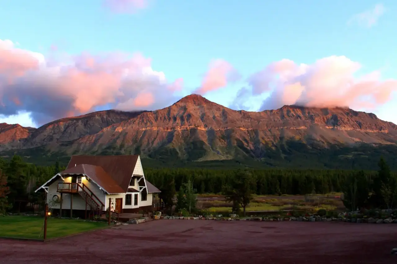 gallery gathering spaces family reunion montana family reunion 6