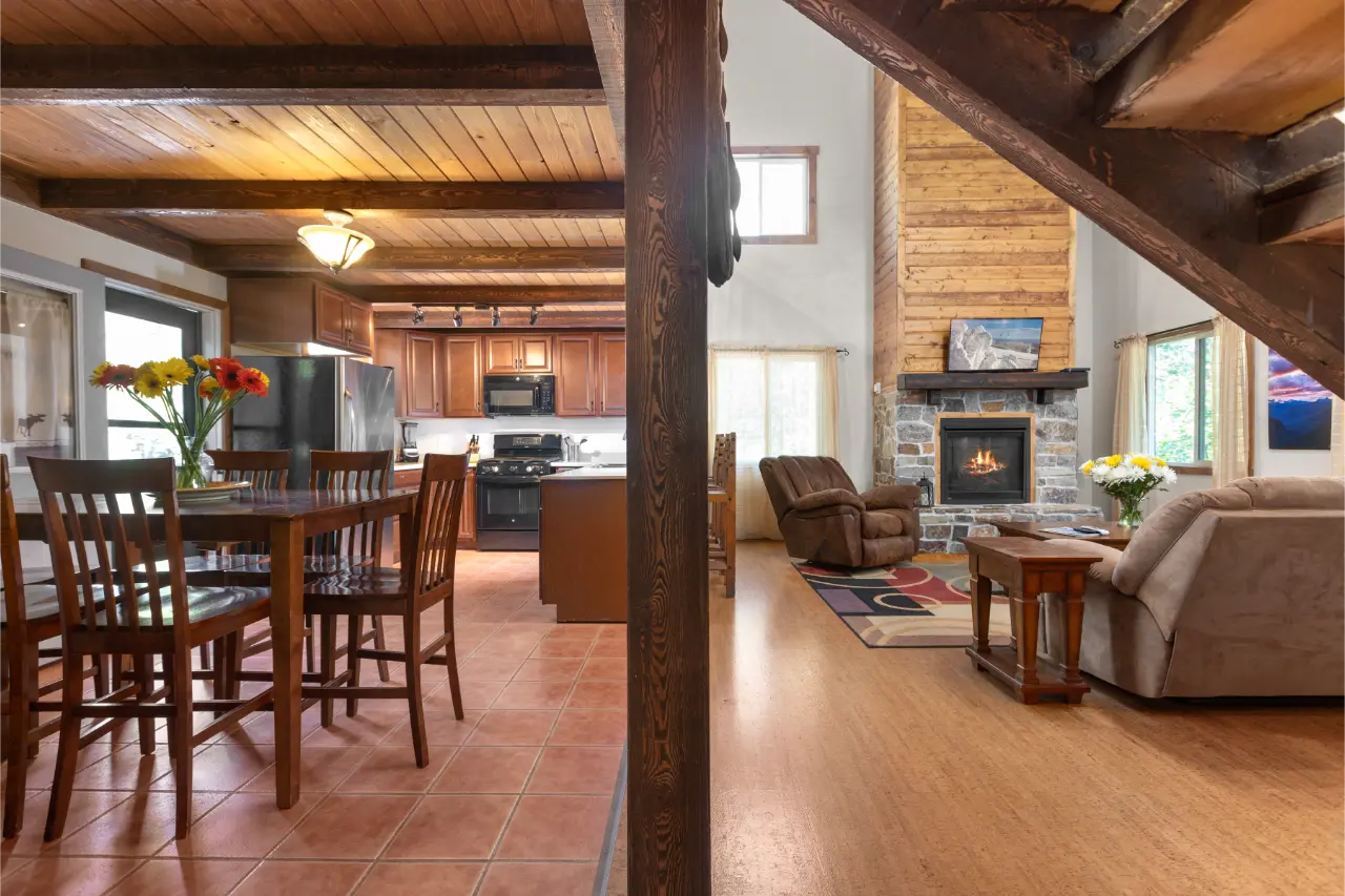 lodging in glacier national park montana cabin (16)